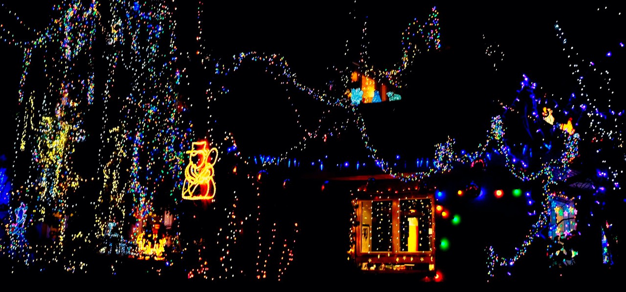 2018-12-19_Weihnachtshaus Dichterviertel